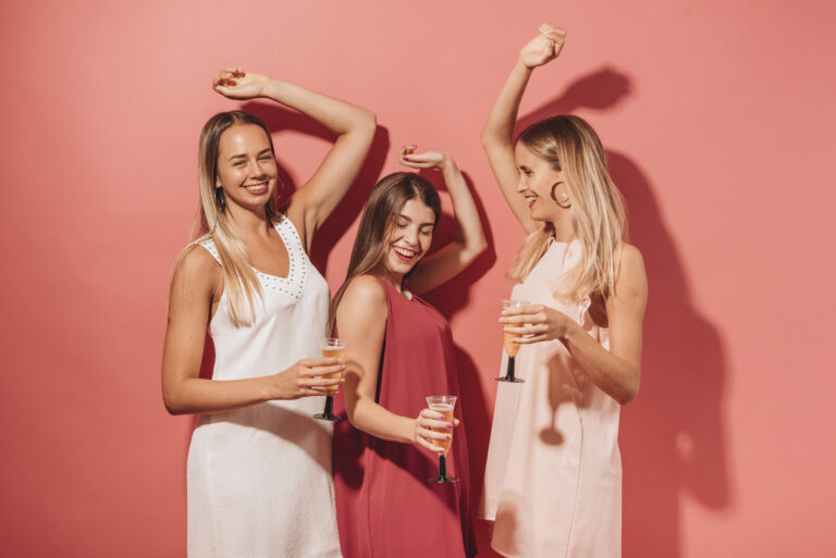 Retriit – Hoitud Naine